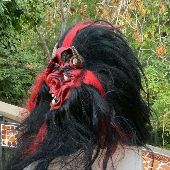 COPY - Silicone red devil face with long hair halloween costume party - Picture 6 of 11